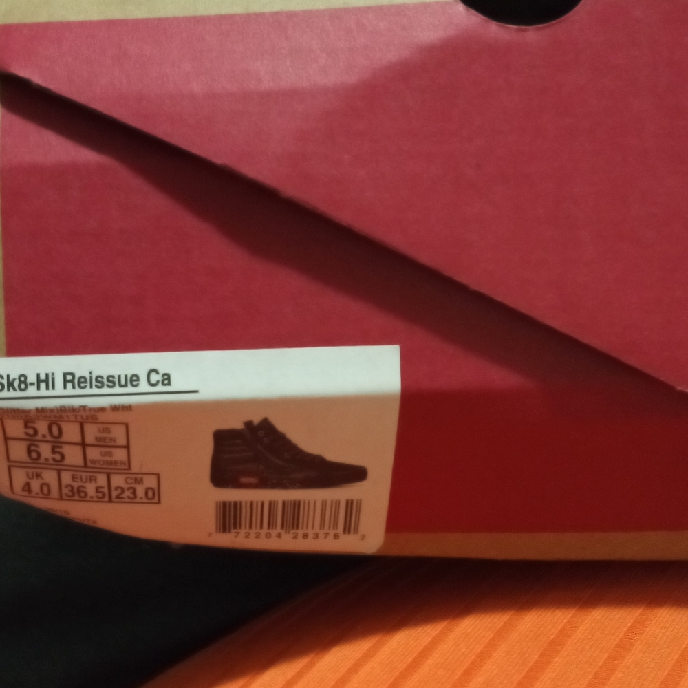 Sk8-Hi Reissue Ca unisex Vans shoes size 5men/6.5women us sizes